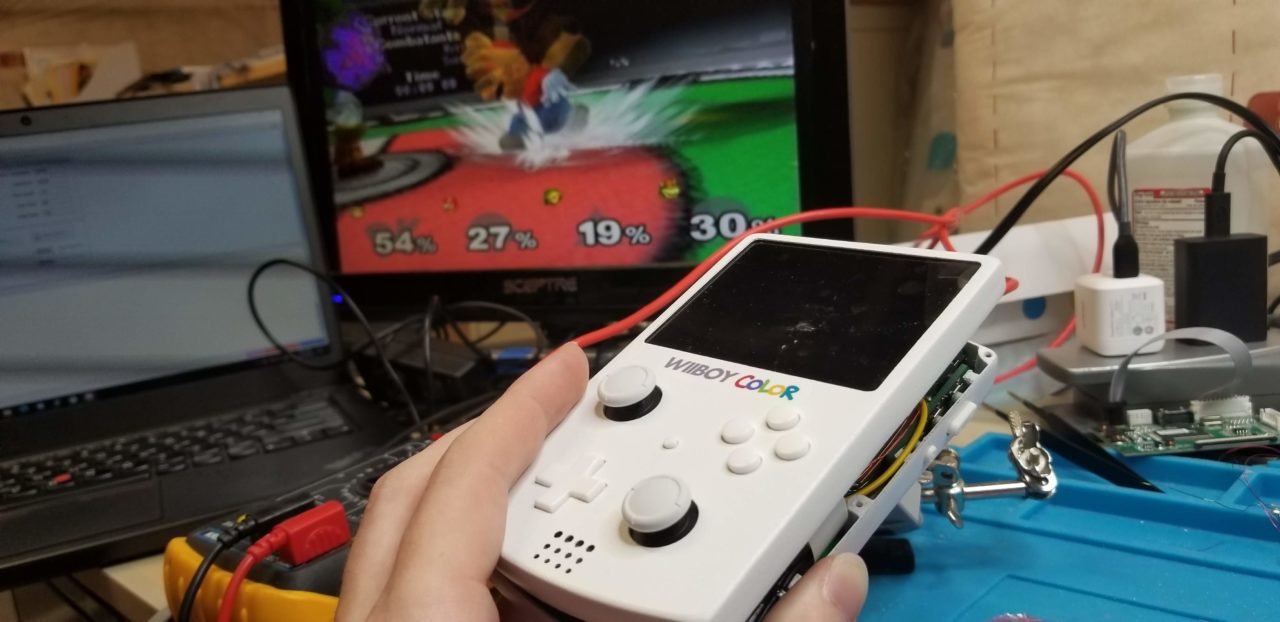 Ένας modder δημιούργησε ένα φορητό Wii με τη μορφή ενός Game Boy Color