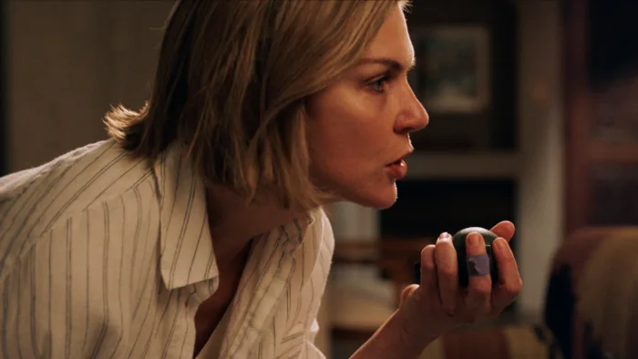 Η σειρά επιστημονικής φαντασίας Pluribus του Apple TV+ αντιμετωπίζει εμπόδια πριν από τη 2η σεζόν της