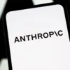 Ερευνητής της Anthropic παραιτήθηκε προειδοποιώντας ότι ο κόσμος βρίσκεται σε κίνδυνο