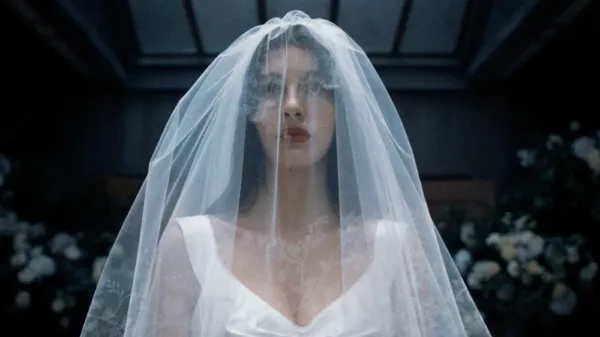 Kάτι Πολύ Κακό Θα Γίνει: Η δημιουργός εξηγεί το αινιγματικό τέλος και το ενδεχόμενο μιας 2ης σεζόν