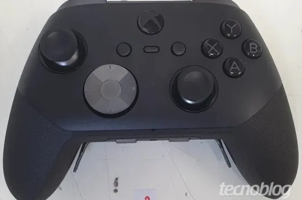 Διέρρευσαν εικόνες του Xbox Elite 3 με νέα κουμπιά και λειτουργία cloud