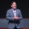 Πρώην στέλεχος του PlayStation ασκεί κριτική στις κινήσεις του Xbox