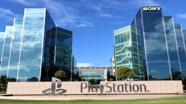 Ο διευθύνων σύμβουλος της Sony πούλησε πάνω από τις μισές μετοχές του μετά την ανακοίνωση για τους φυσικούς δίσκους 1 Ο διευθύνων σύμβουλος της Sony πούλησε πάνω από τις μισές μετοχές του μετά την ανακοίνωση για τους φυσικούς δίσκους