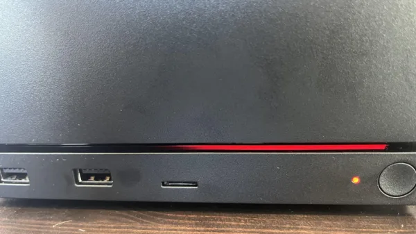 Αναφέρθηκε το πρώτο περιστατικό Red Line of Death στο Steam Machine μετά από 20 λεπτά χρήσης 1 Αναφέρθηκε το πρώτο περιστατικό Red Line of Death στο Steam Machine μετά από 20 λεπτά χρήσης