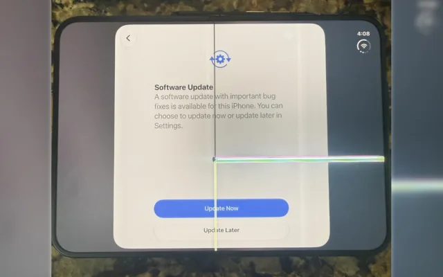 Η οθόνη του iPhone Duo ραγίζει μέσα σε ώρες - Τι απαντά η Apple για το θέμα